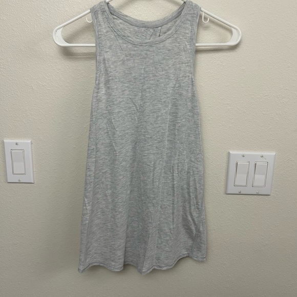 Set of TWO Lululemon Tanks - Picture 2 of 6
